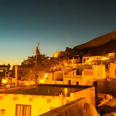 Casa Colorista En El Casco Antiguo Alicante