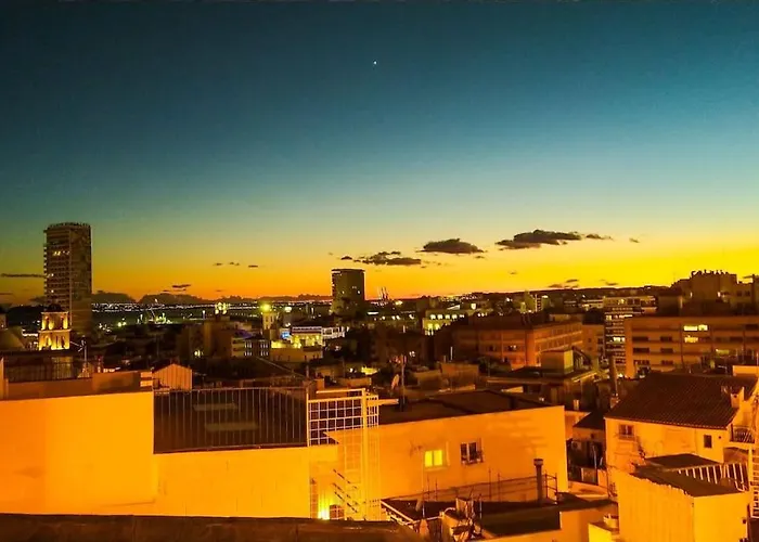 Hébergement de vacances Casa Colorista En El Casco Antiguo *