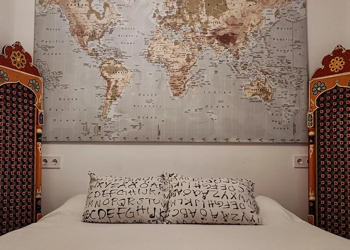 Casa Colorista En El Casco Antiguo * Alicante