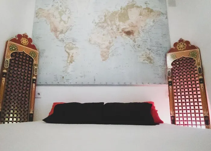 Casa Colorista En El Casco Antiguo * Alicante