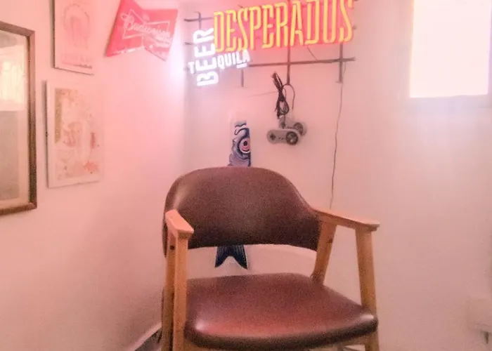 Casa Colorista En El Casco Antiguo Hébergement de vacances