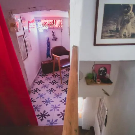 Casa Colorista En El Casco Antiguo Alicante
